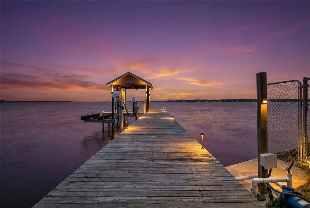 103 Island Beach Road, Gun Barrel City
