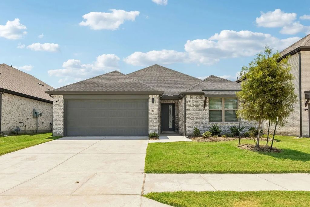1864 Balfour Bend, Forney