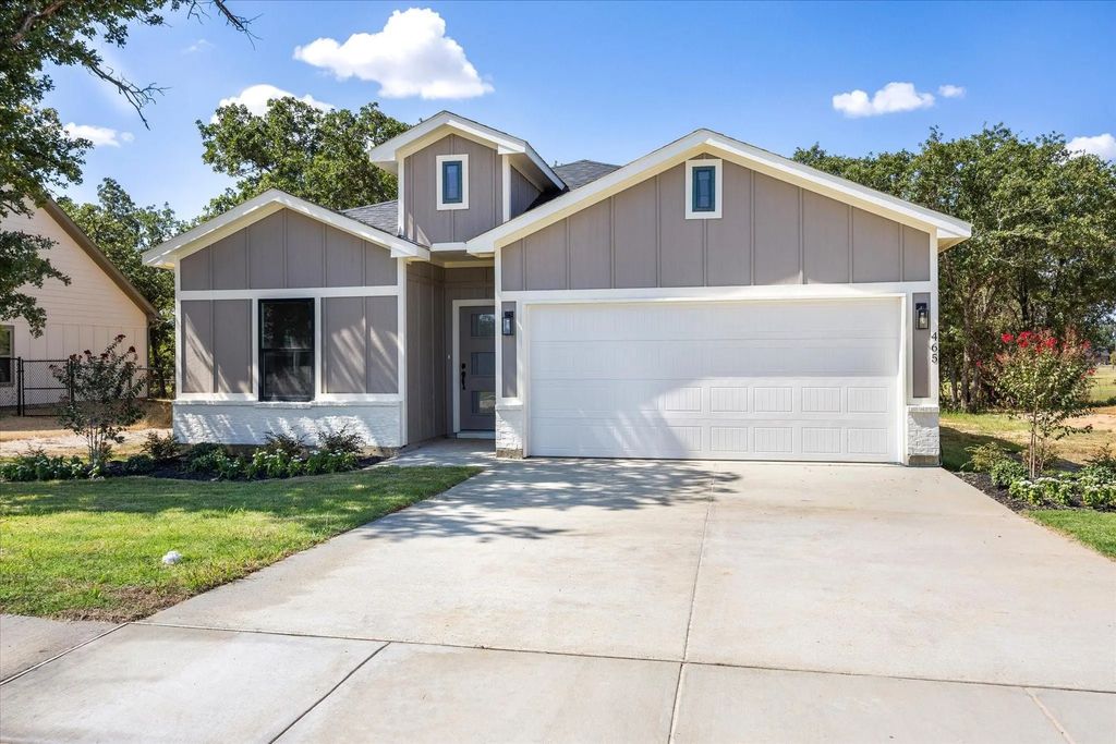 465 Peace Lily Way, Tolar