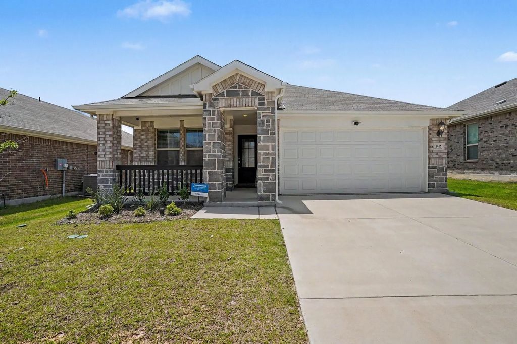 10937 Texanum Trail, Fort Worth