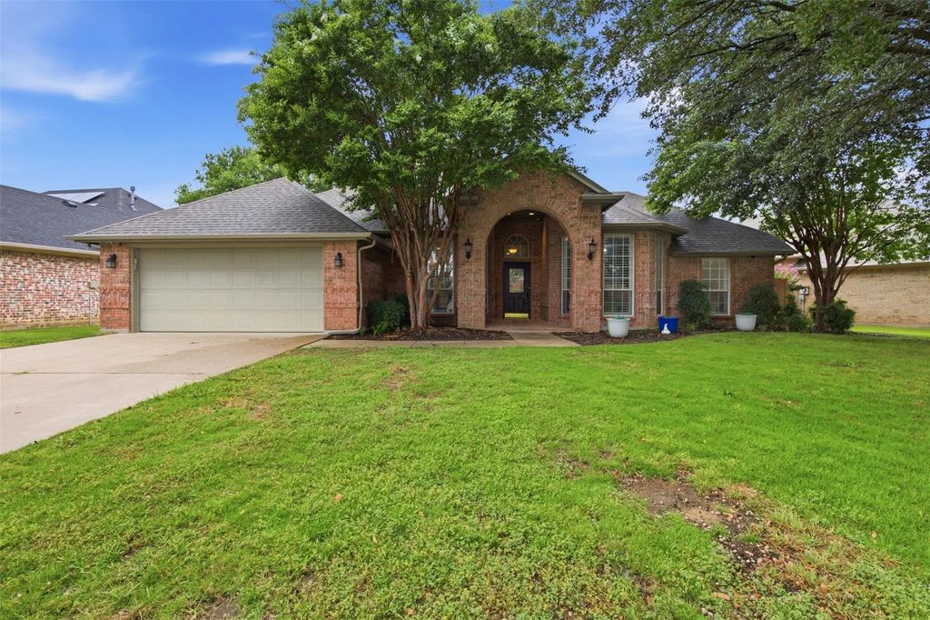 1109 Brook Arbor Drive, Mansfield