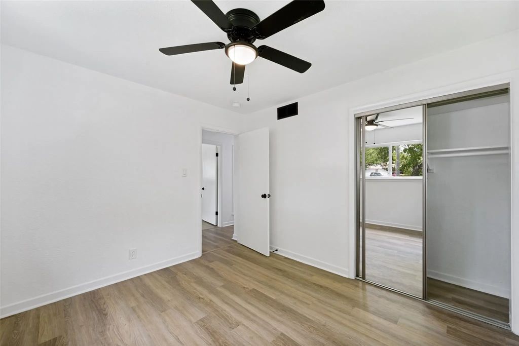 1112 Karla Drive, Hurst