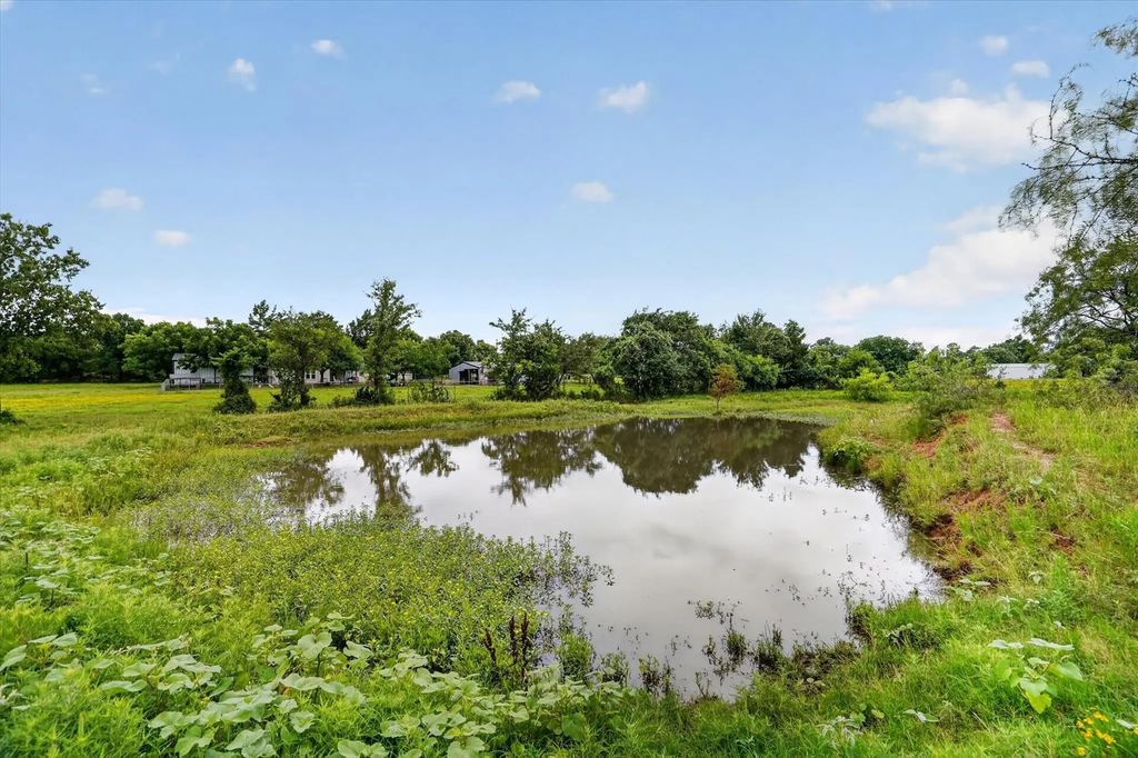 2919 County Road 531, Burleson