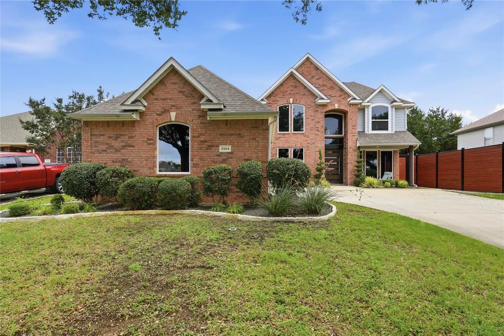 5904 Heron Cove Lane, The Colony