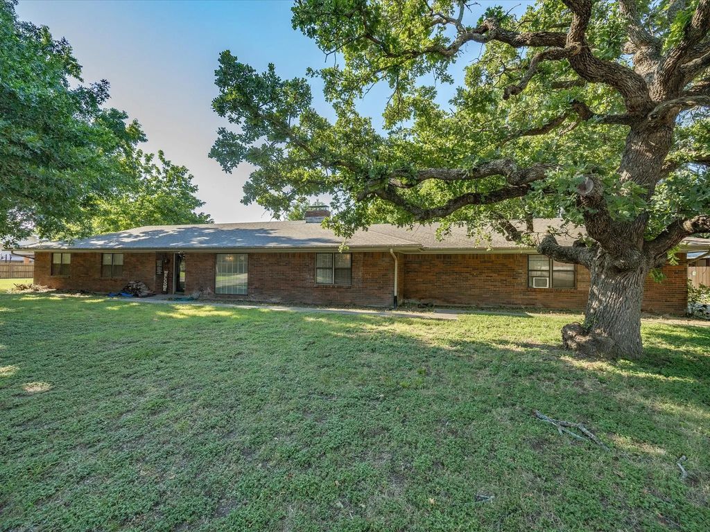 901 Pebble Street, Bowie
