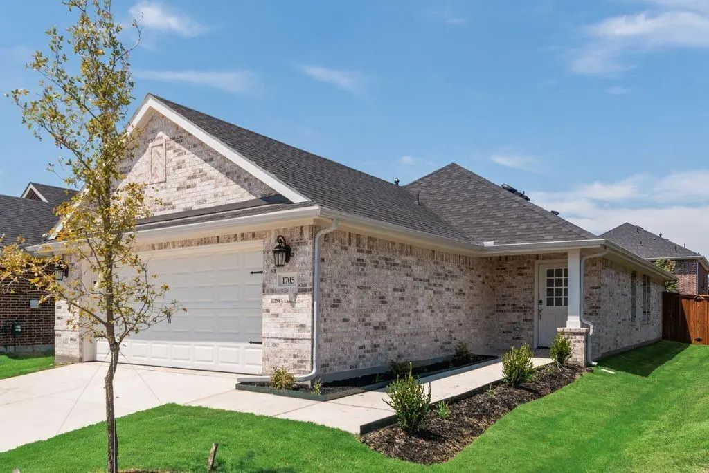 1705 Sandy Pond Street, Forney