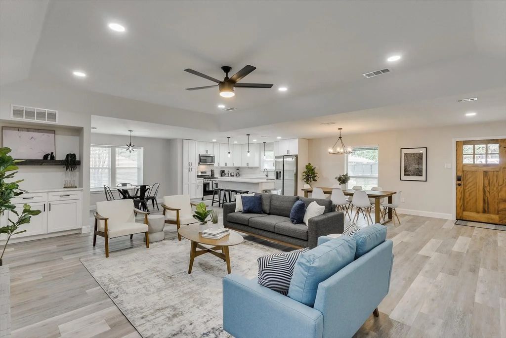 3921 Amy Avenue, Garland