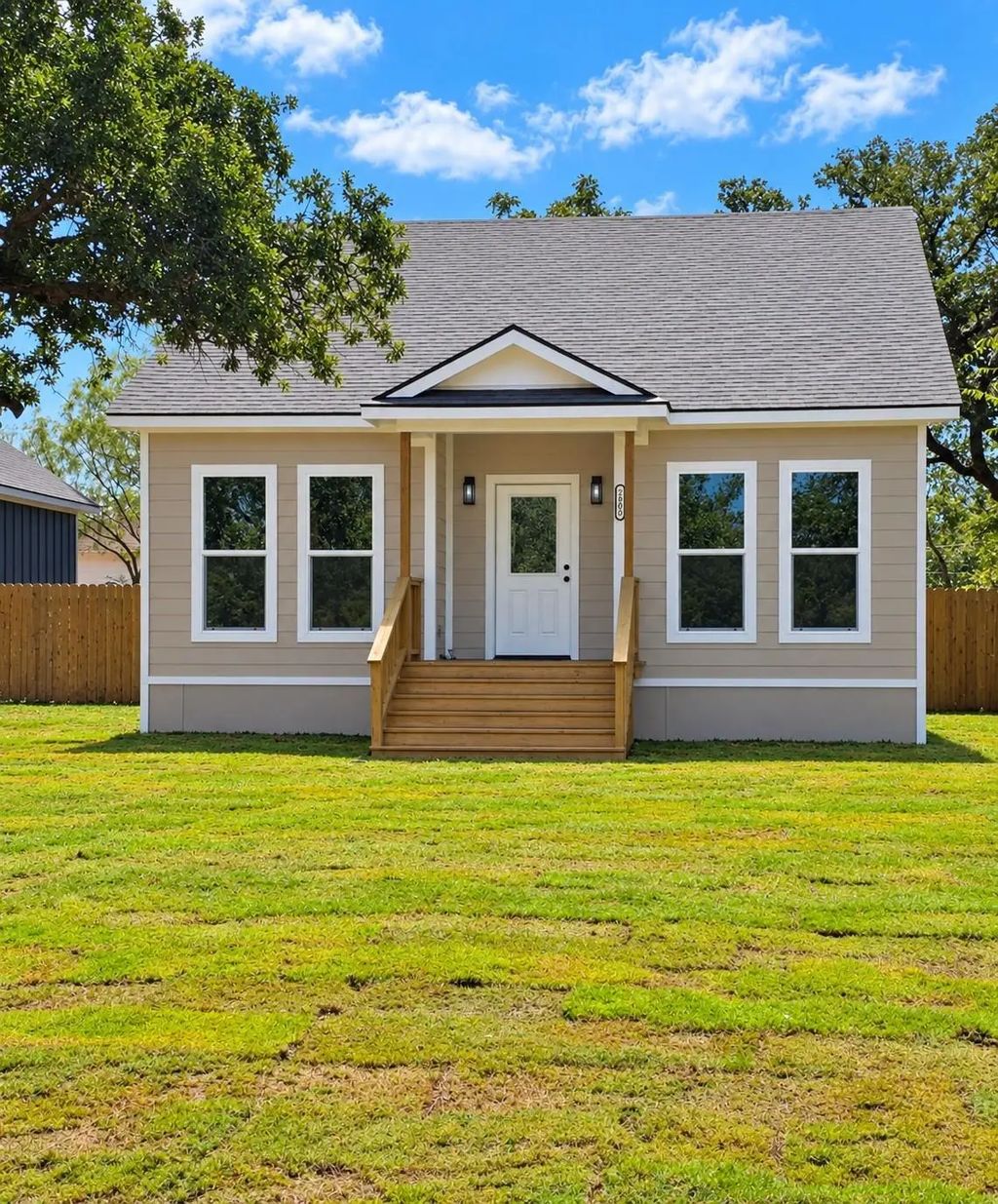 2908 Avenue D, Brownwood