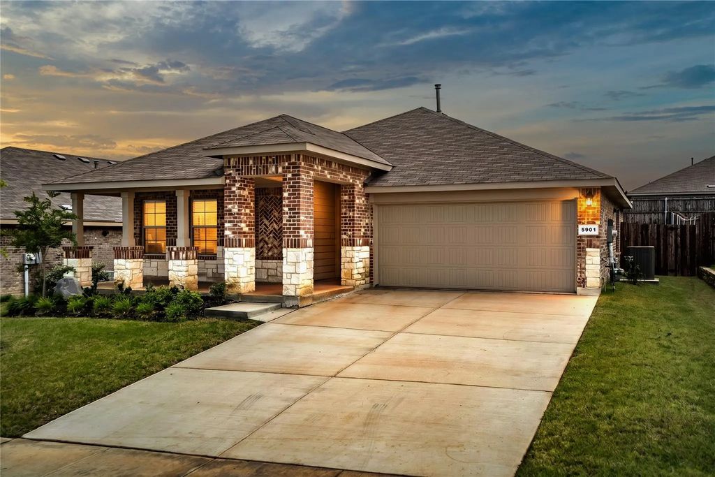 5901 Harvey Gap Lane, Denton