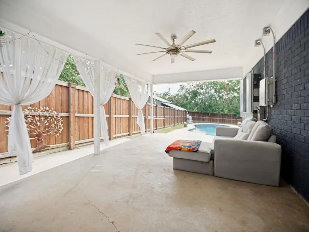 7041 Payte Lane, North Richland Hills