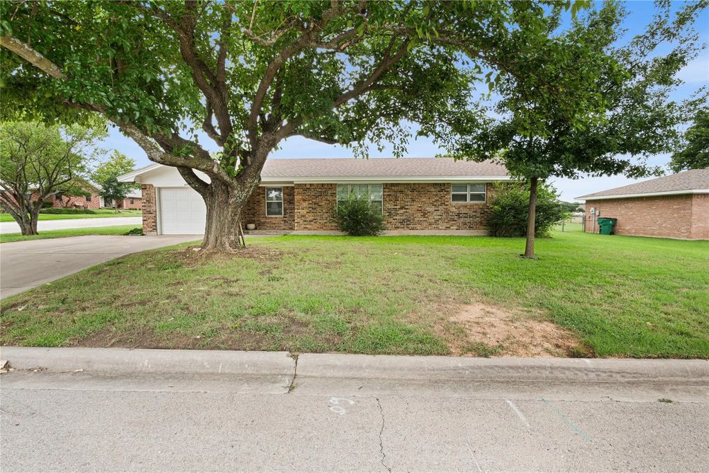603 E 5th Street, Muenster