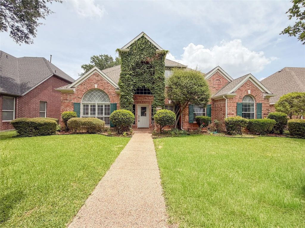 6214 Hidden Springs Lane, Garland