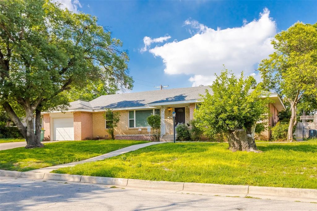 4808 Terrace Trail, Fort Worth