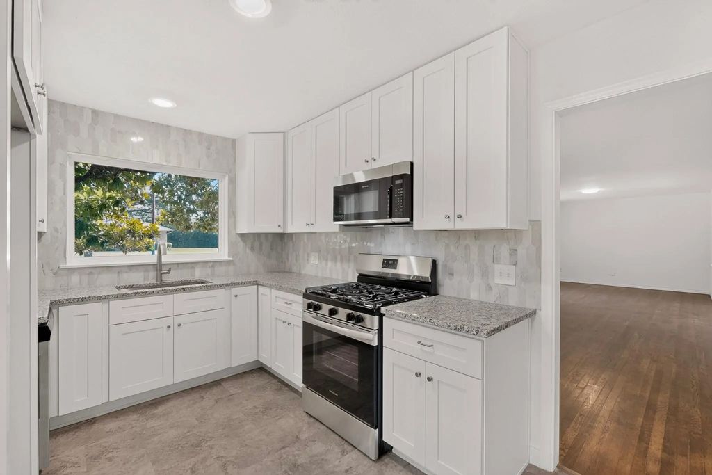 405 Easton Road, Dallas