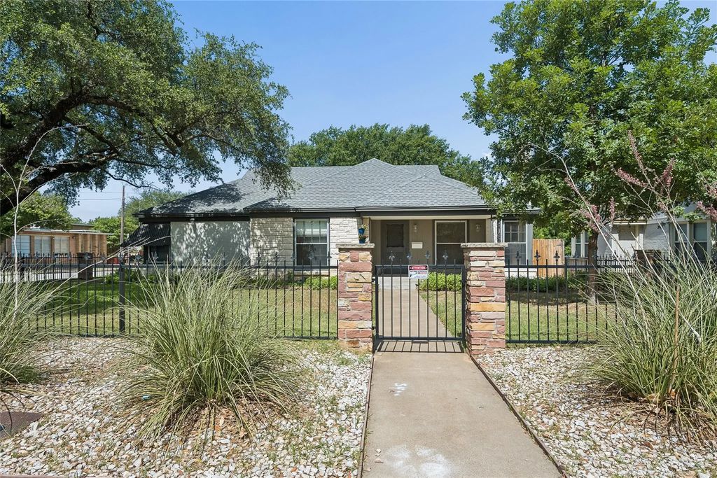 3616 Harwen Terrace, Fort Worth