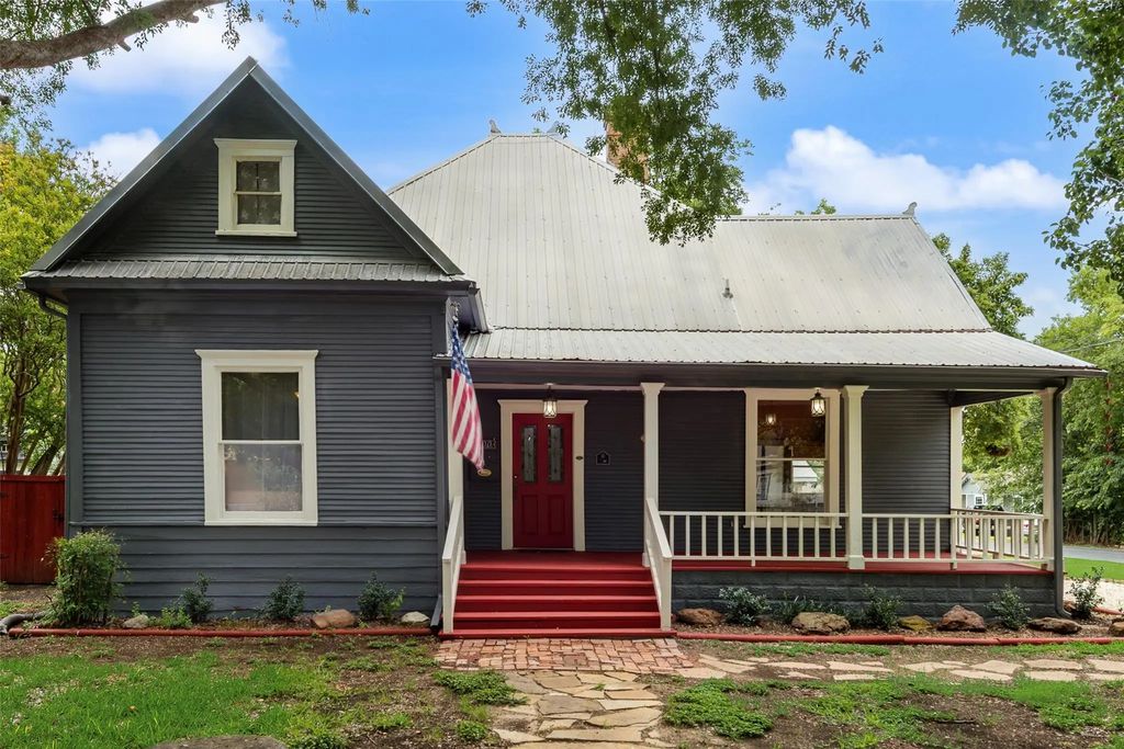 600 Williams Street, Waxahachie