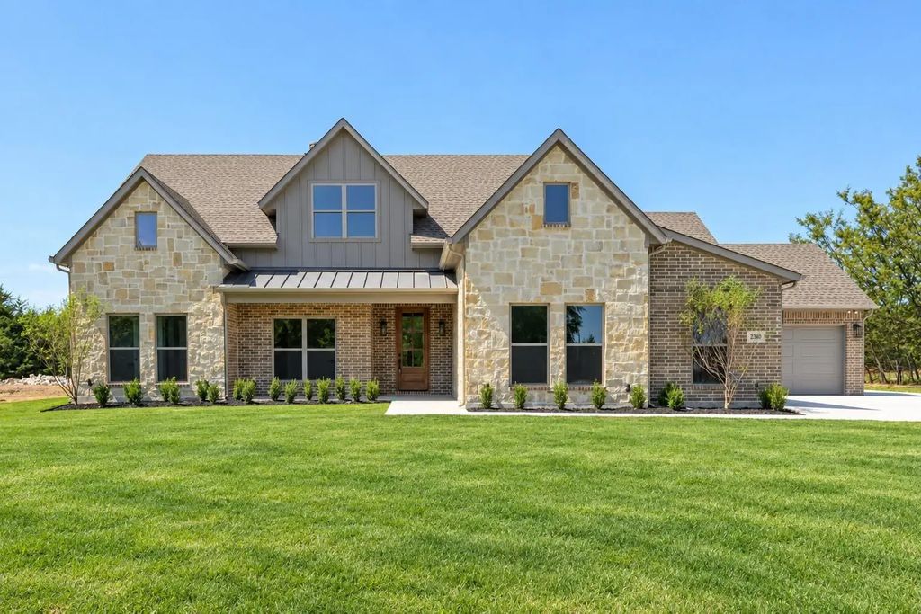 2340 County Road 1112, Farmersville