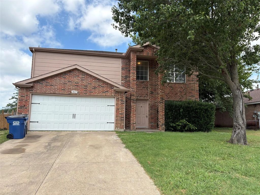 1817 Berkeley Drive, Glenn Heights