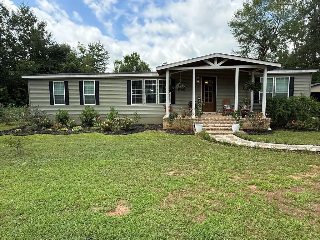 680 E 4th Street, Rusk