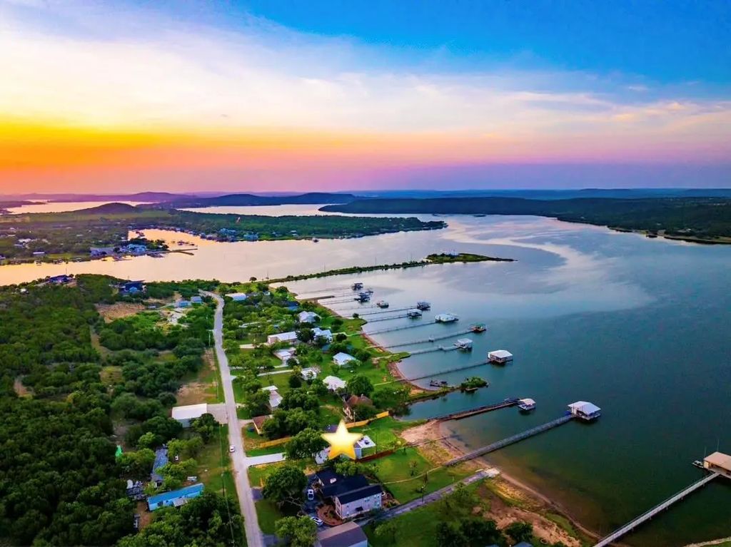 4445 Chapel Road, Possum Kingdom Lake