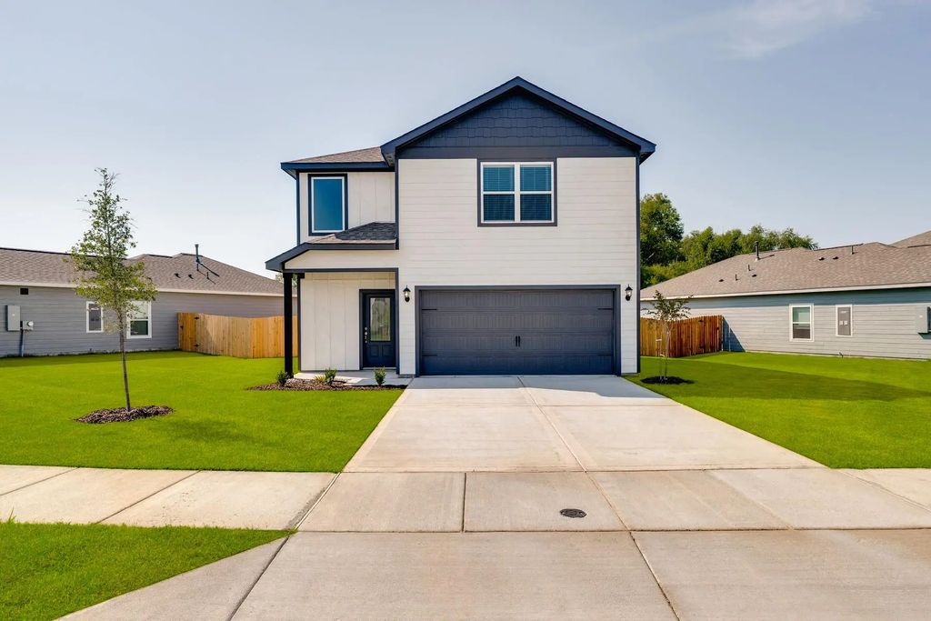 8441 White Wolf Drive, Ponder