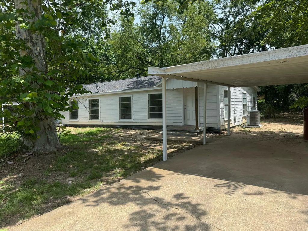 560 Athens Street 580, Canton