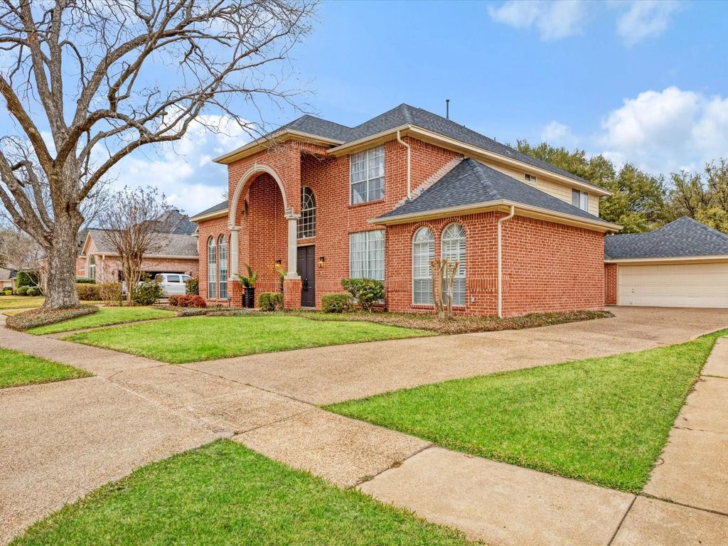 6207 Millwood Court, Arlington
