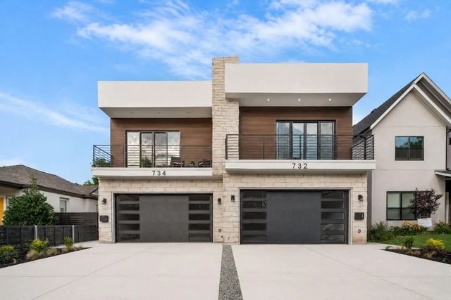 734 Cedar Hill Avenue, Dallas