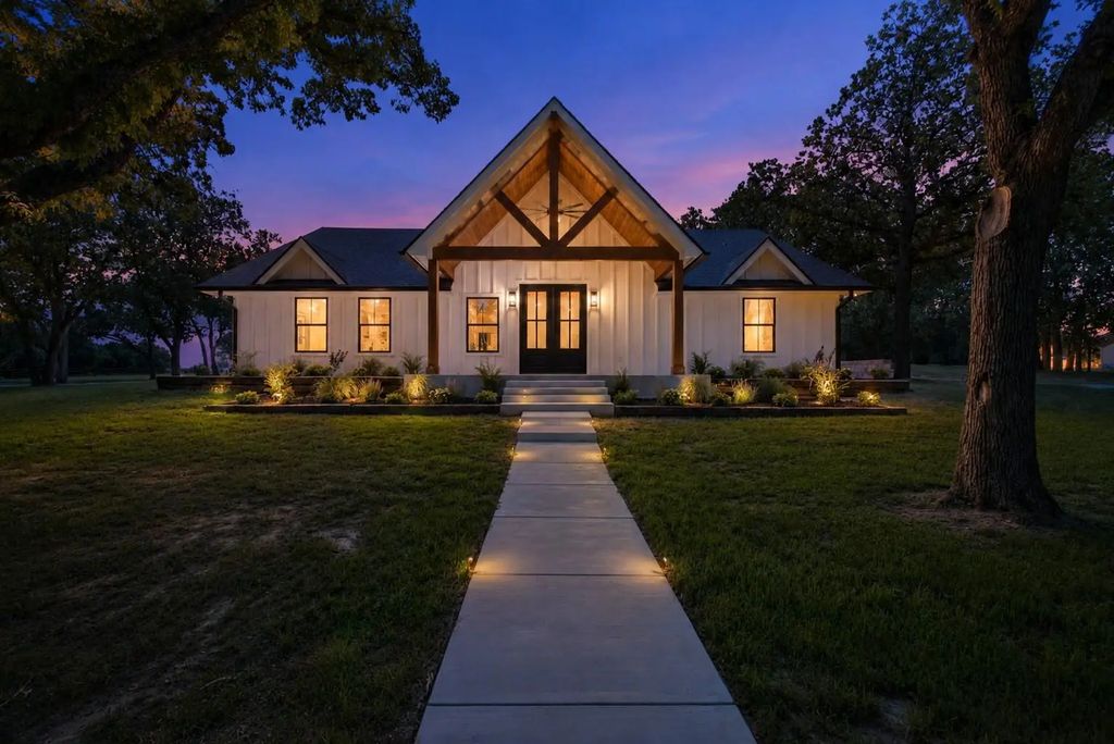 1459 Darren Drive, Stephenville