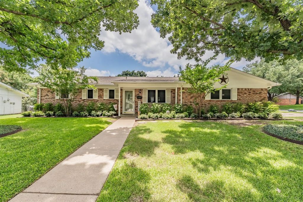 553 Nw Janie Lane, Burleson