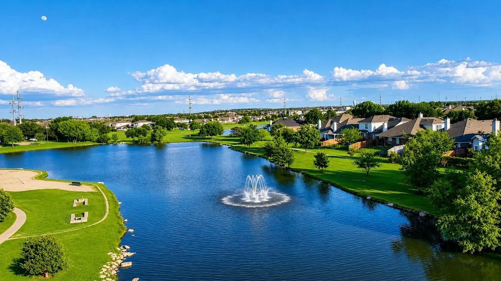 5412 Pecan Creek Circle, Fort Worth