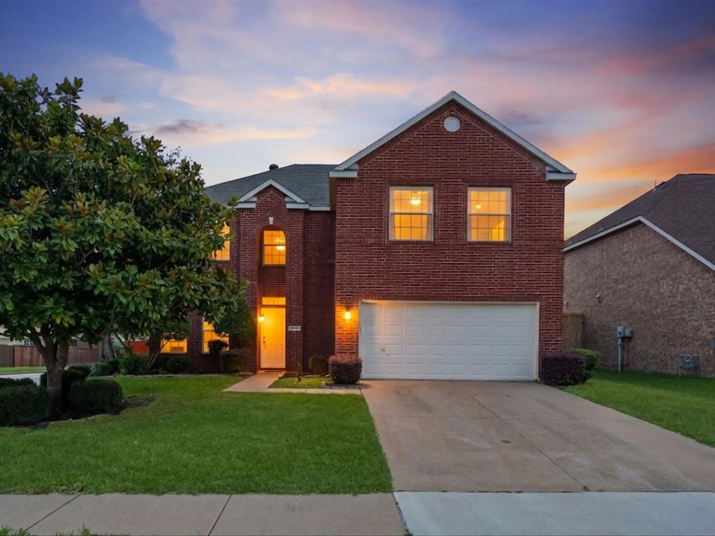 10701 Augusta Lane, Rowlett