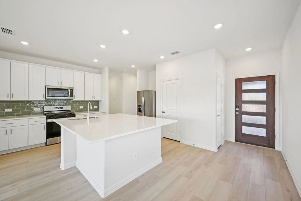 210 Winchester Hill Lane, Princeton
