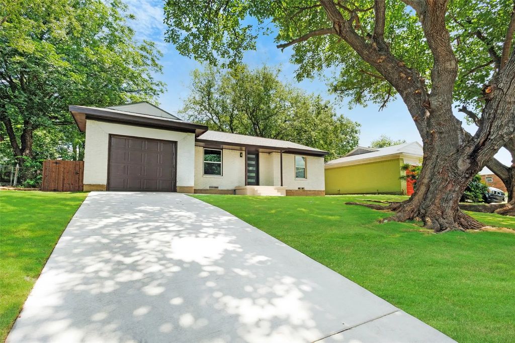 2648 Springvale Drive, Farmers Branch