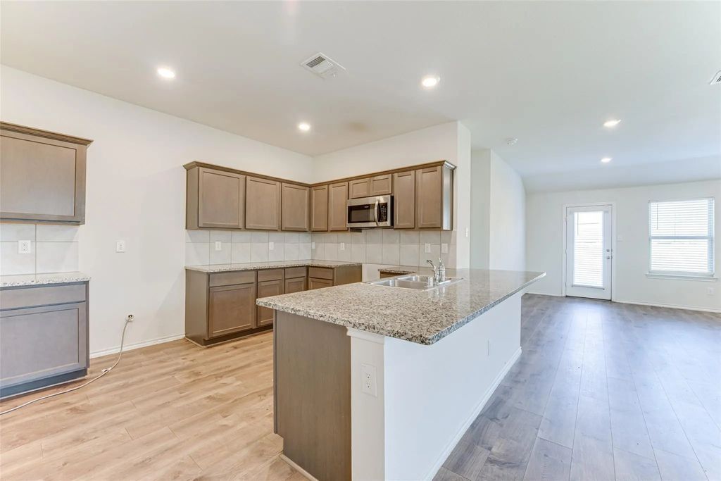 517 Milo Way, Royse City