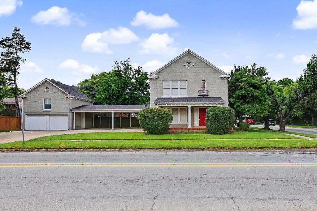 1100 W Morton Street, Denison