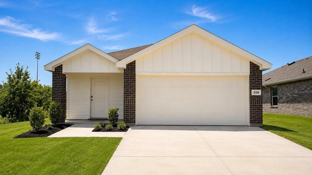 328 Trail Court, Keene