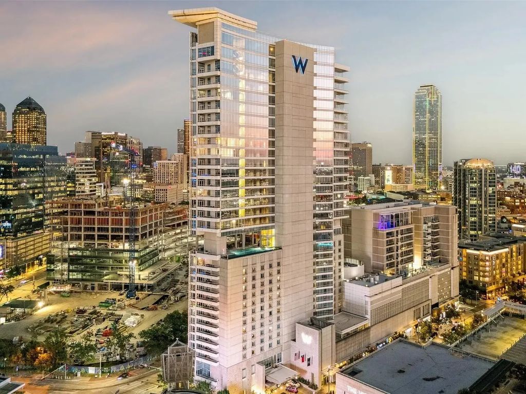 2430 Victory Park Lane 2509, Dallas