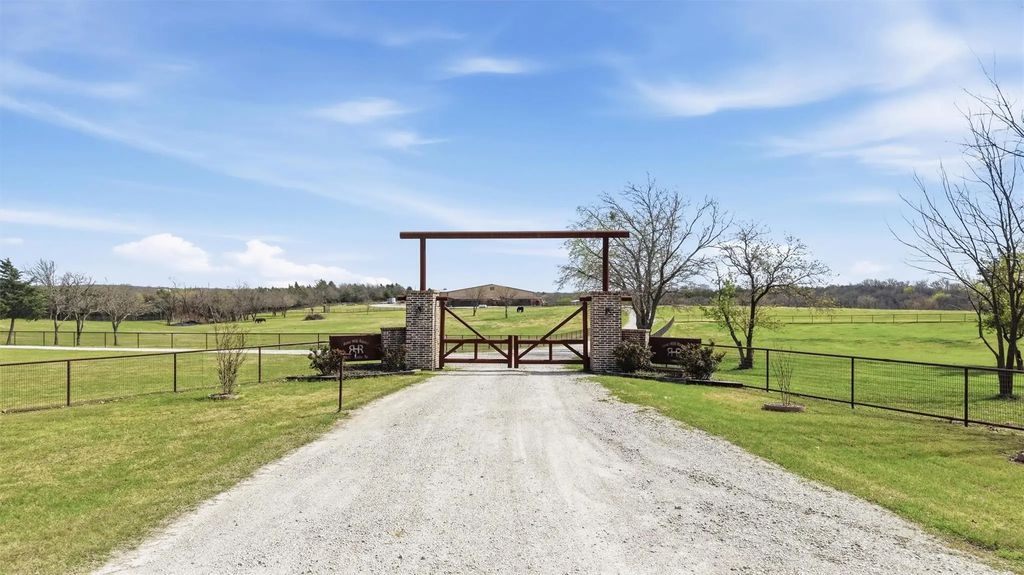 1470 Preston Road, Denison