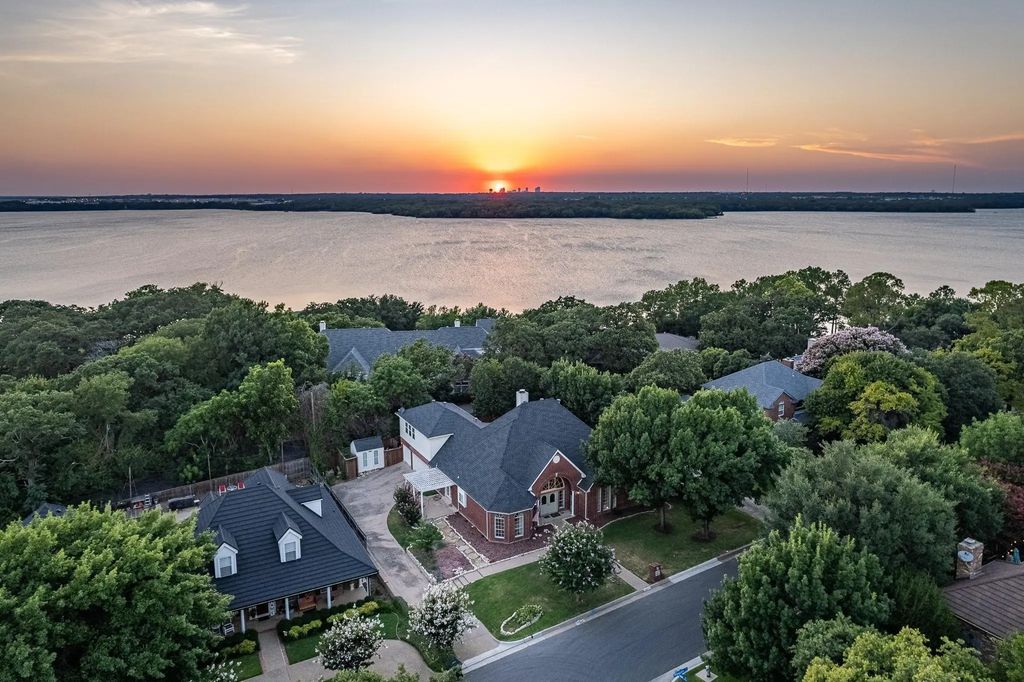 3204 Tranquility Drive, Arlington