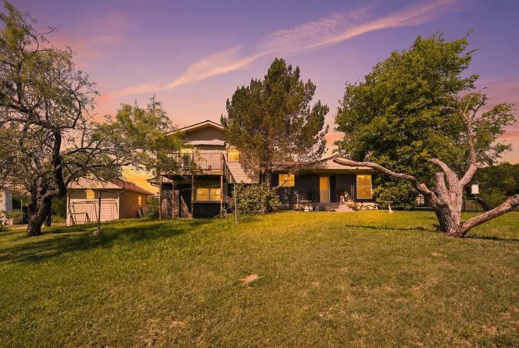 244 Oak Hill Loop, Whitney