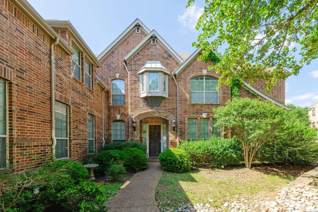 923 Wise Street, Keller