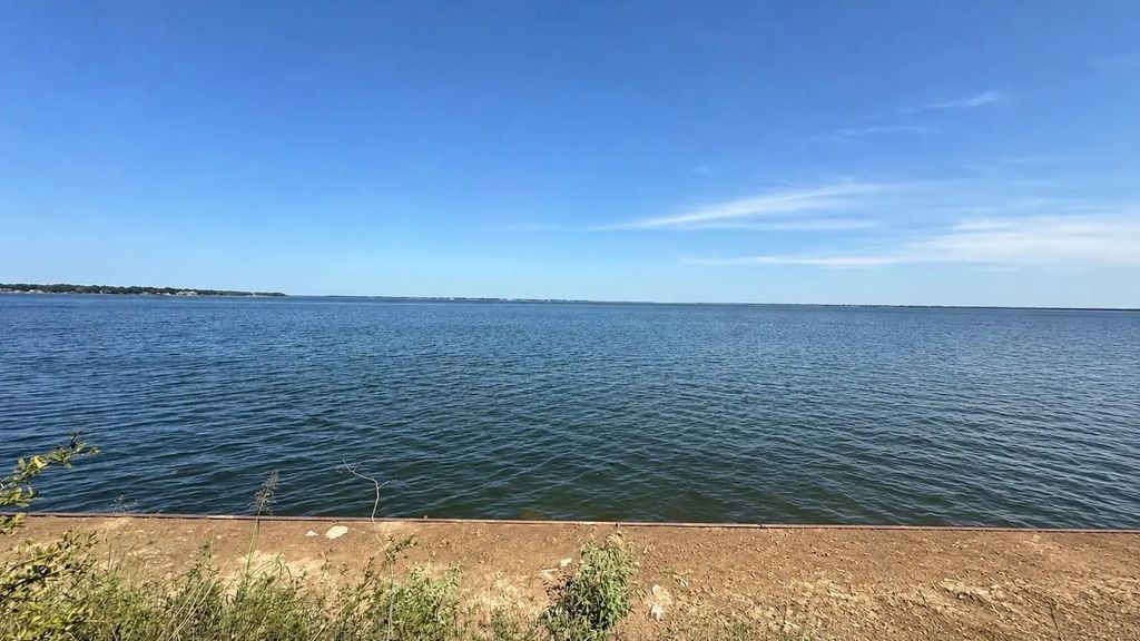 Lot 81 Appomattox, Streetman