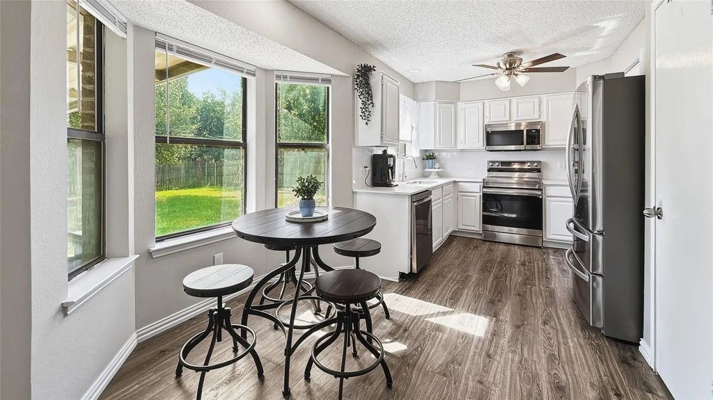 6700 Megan Lane, North Richland Hills