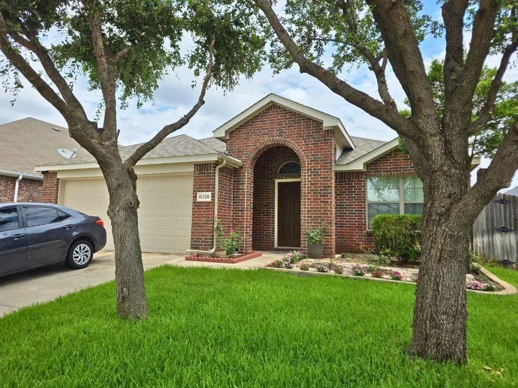 6320 Spring Ranch Drive, Fort Worth