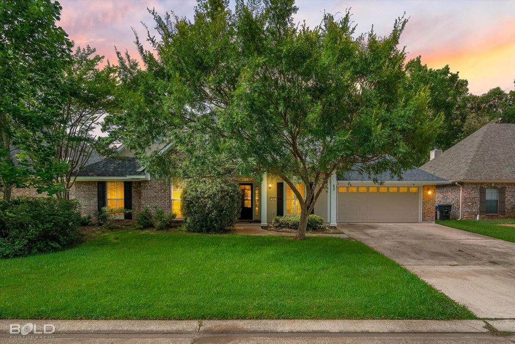 444 Grand Oaks Drive, Shreveport