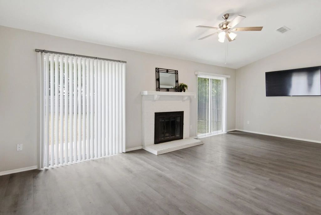 3909 Dogwood Court, Fort Worth