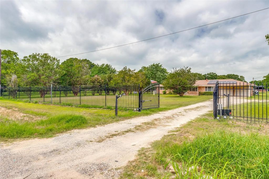 5083 N State Highway 78 Highway, Bonham
