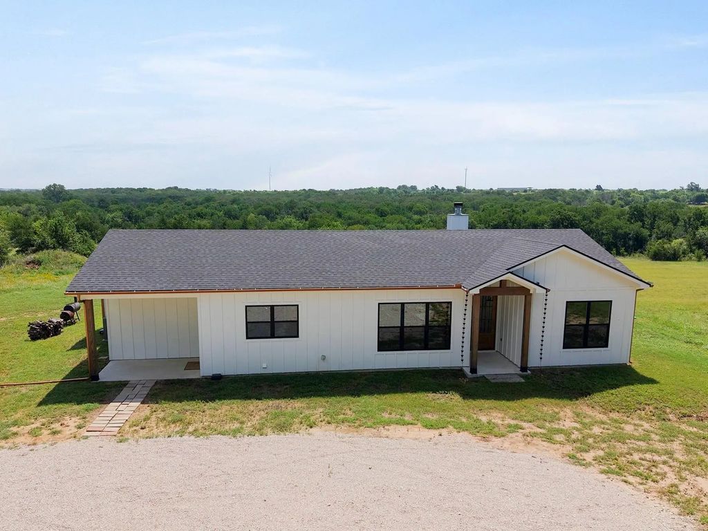 224 Hcr 3350 N, Hubbard