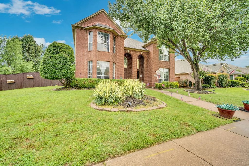 428 Vasey Oak Drive, Keller
